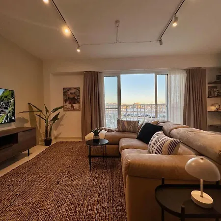 Valletta And Sea Views Super Location Apartment Gzira