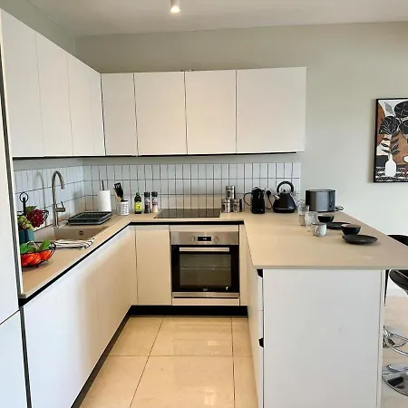 Valletta And Sea Views Super Location Apartment *