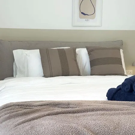 Valletta And Sea Views Super Location Apartment