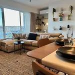 Valletta And Sea Views Super Location *
