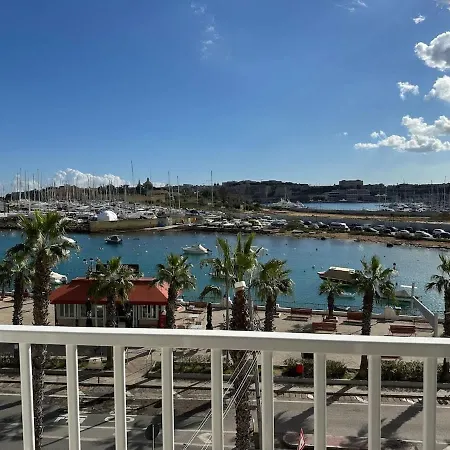Valletta And Sea Views Super Location アパート グジラ